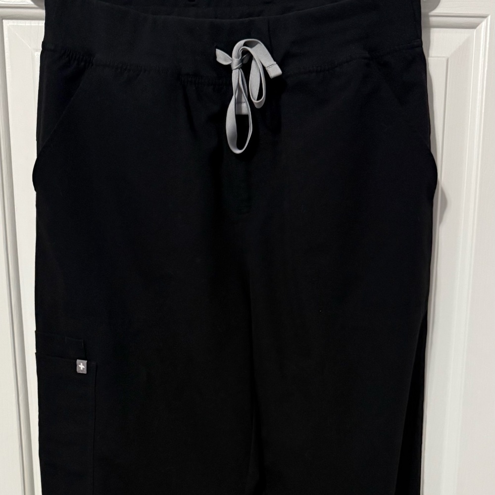 Figs Isabel scrub pants